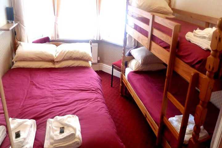 Room 3 of 35