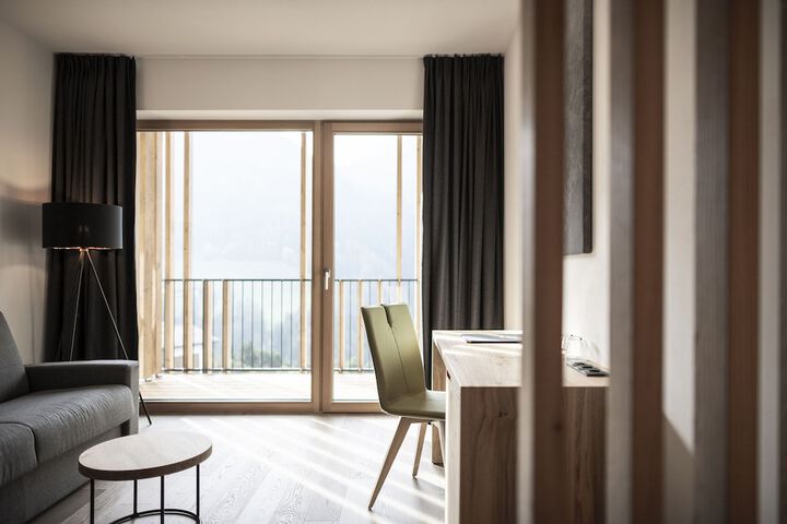 Room 12 of 44