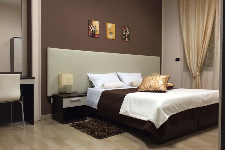 Room 25 of 60