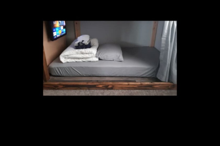 Room 14 of 38