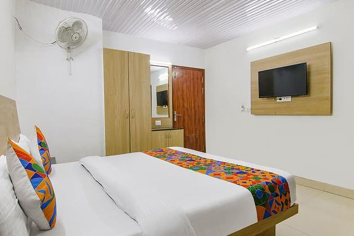Room 20 of 30