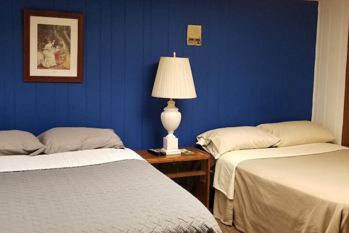Room 6 of 20