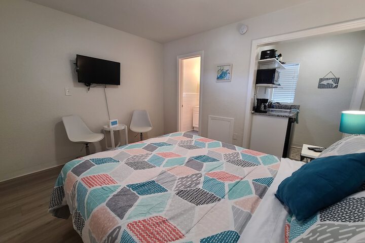 Room 68 of 166