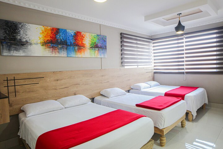 Room 35 of 74