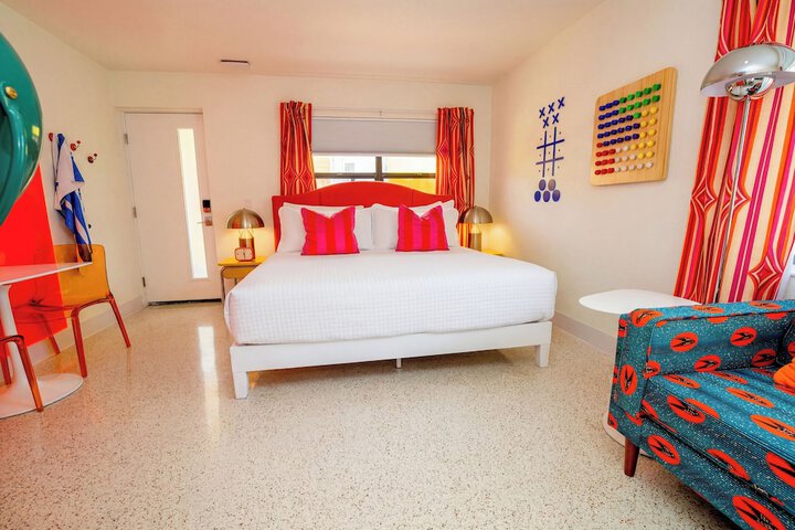 Room 15 of 47