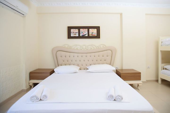 Room 20 of 95