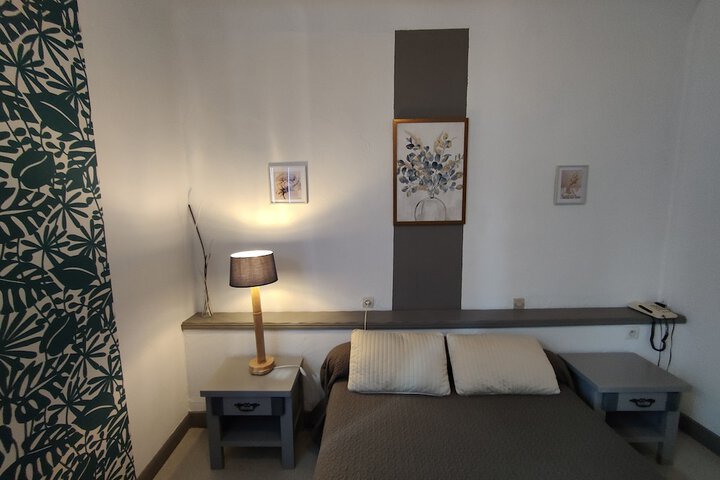 Room 53 of 71