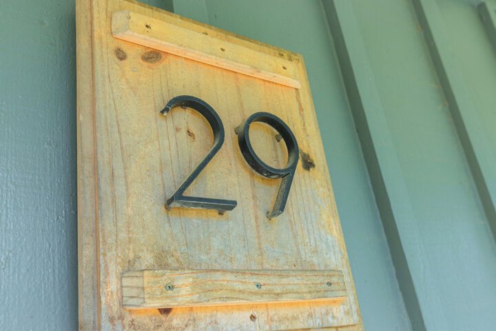 Room 272 of 917