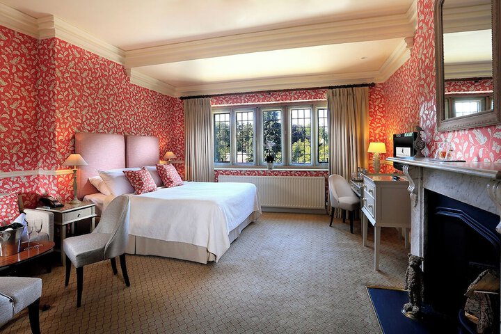 Room 15 of 50