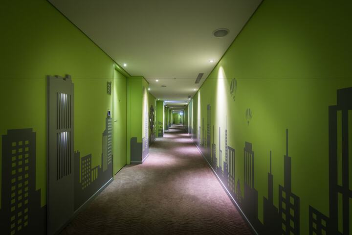 Ballroom/Hall 162 of 171