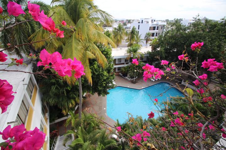 Pools & Facilities