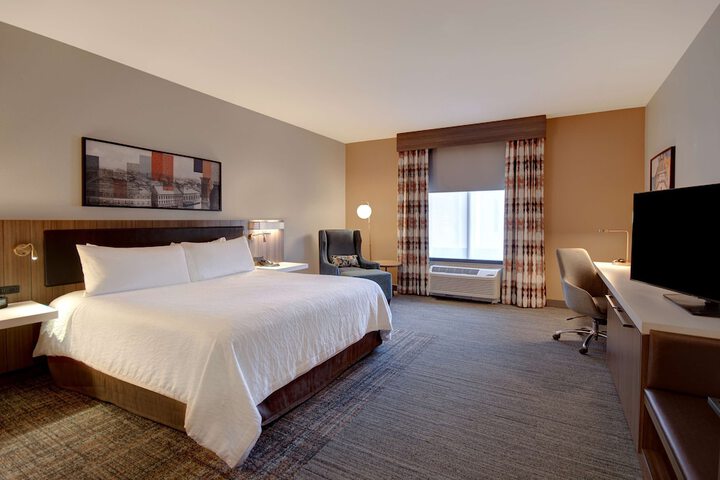Room 20 of 104