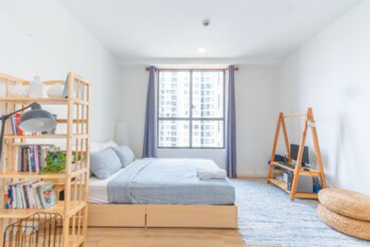 Room 115 of 155