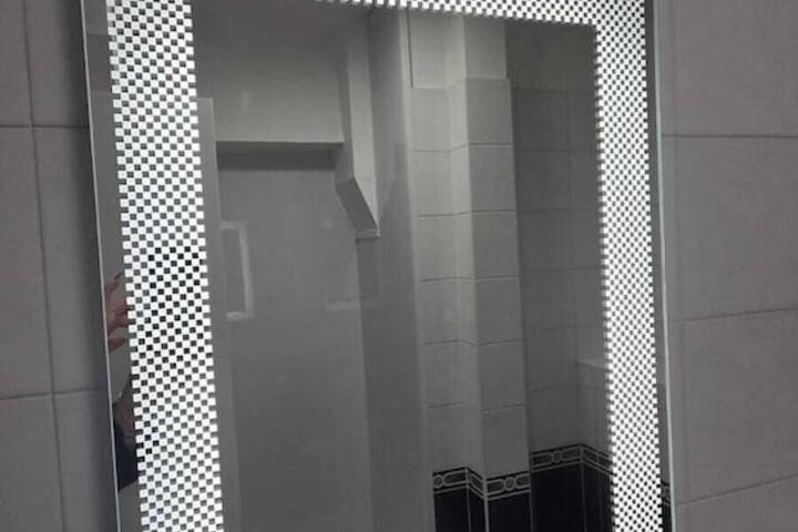 Room 43 of 66