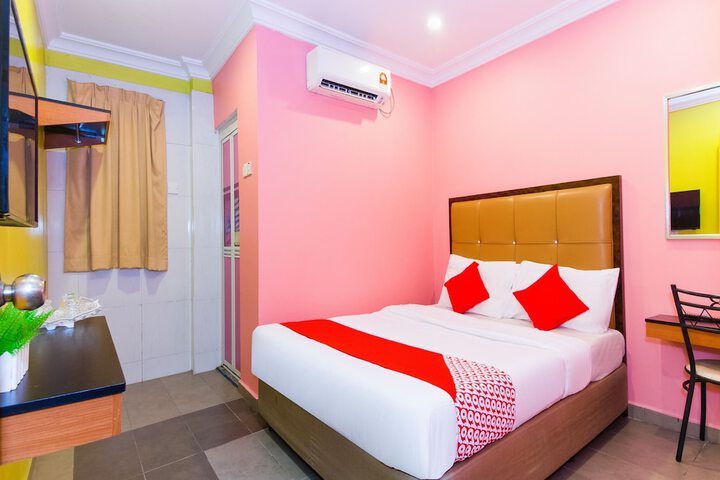 Room 15 of 41