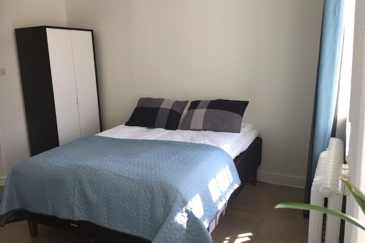 Room 10 of 78