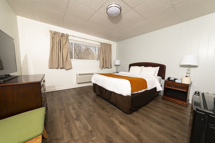 Room 5 of 55