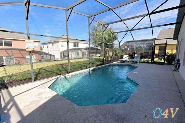 Pool 11 of 31