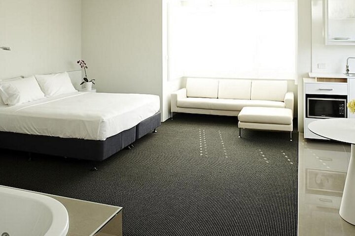 Room 5 of 48