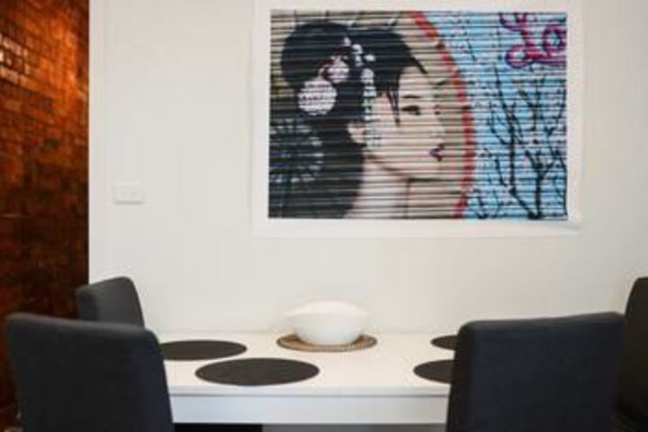Room 13 of 18