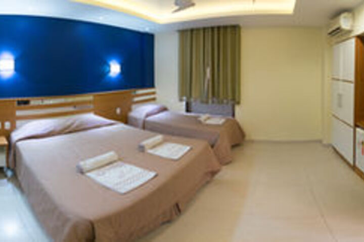 Room 48 of 78