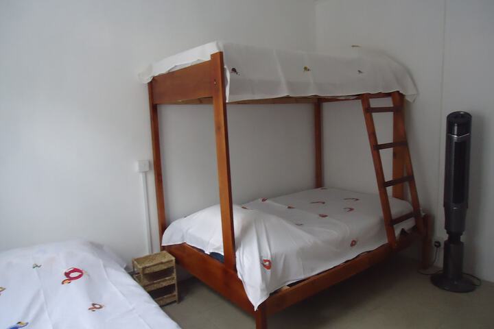 Room 12 of 15