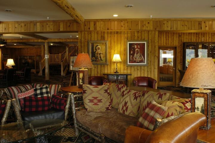 Lobby Entry