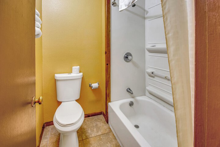 Room 18 of 22