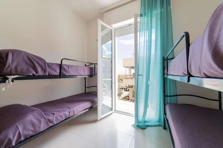 Room 19 of 67