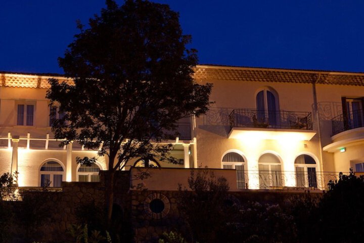 Front of property - evening/night