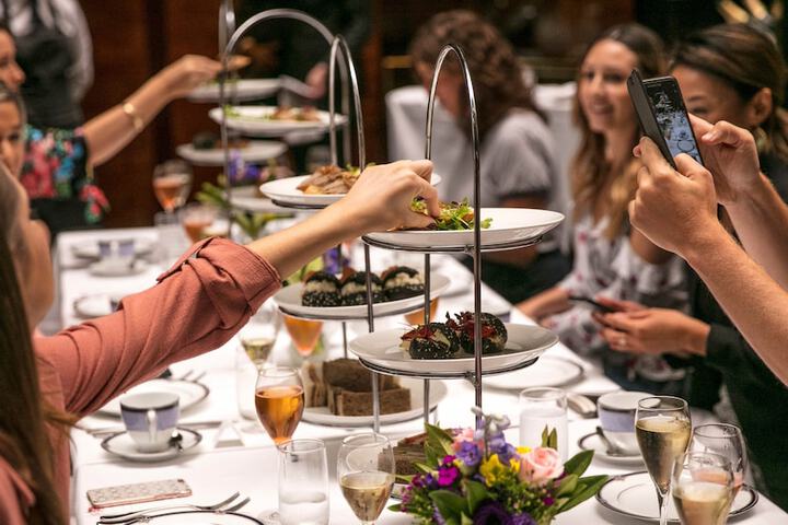 Dining 74 of 127