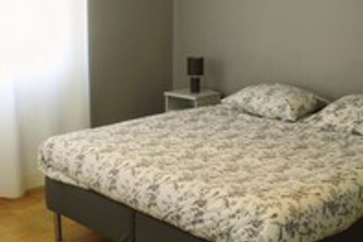 Room 14 of 25