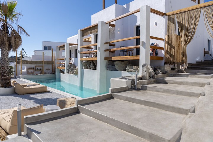 Exterior of Sandaya Luxury Suites