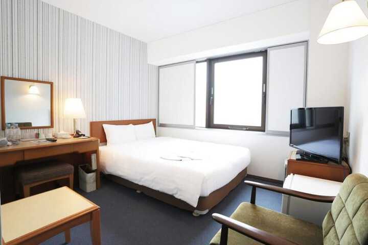 Room 17 of 50