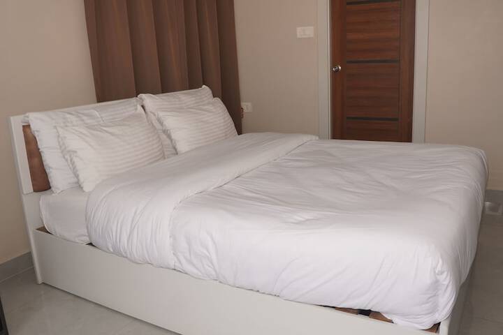 Room 35 of 58