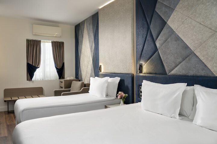Room 20 of 53