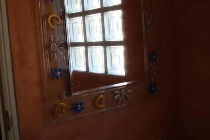 Room 30 of 51