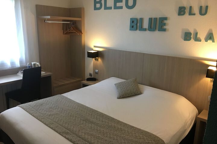 Room 12 of 51