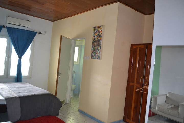 Room 8 of 31