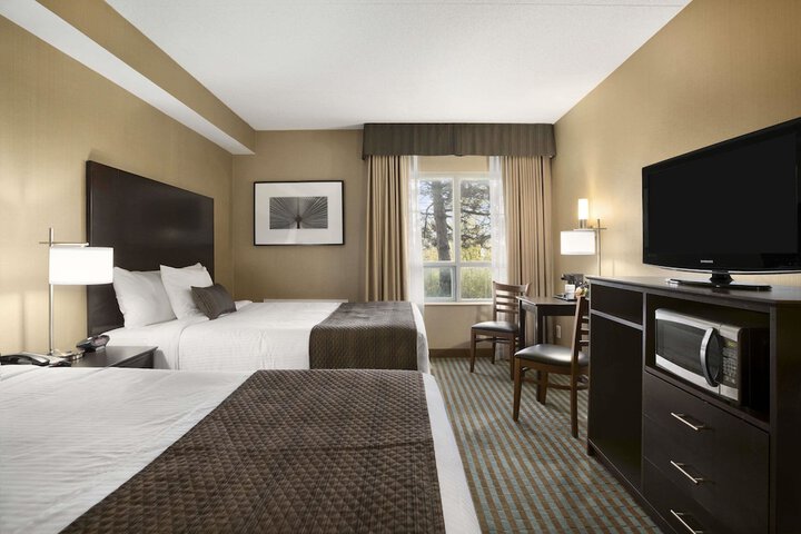 Room 4 of 19