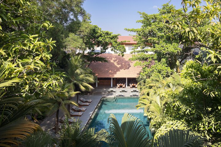 Pool 44 of 113