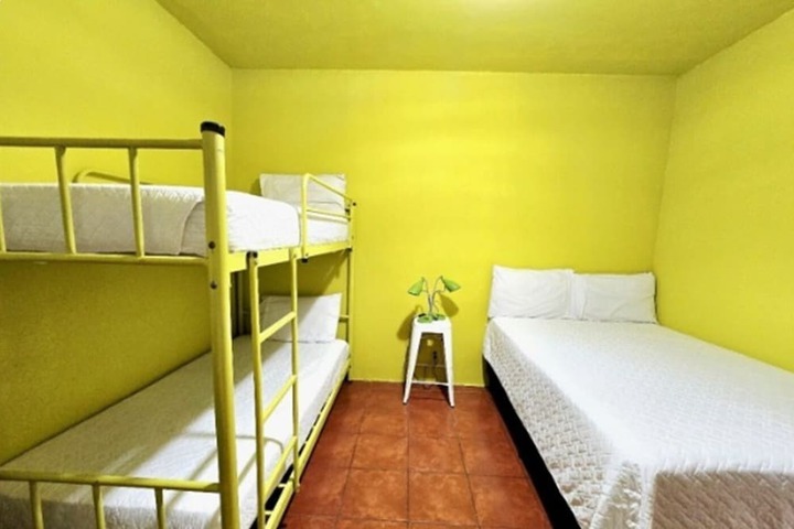 Room 30 of 59