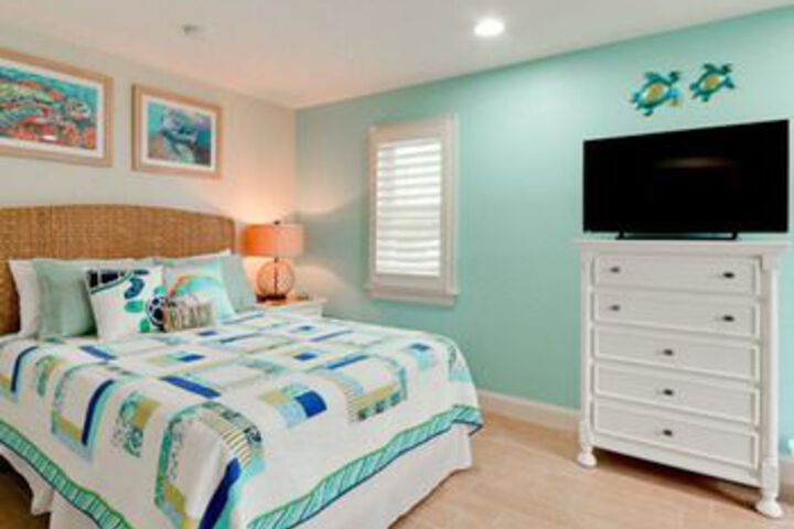 Room 7 of 24