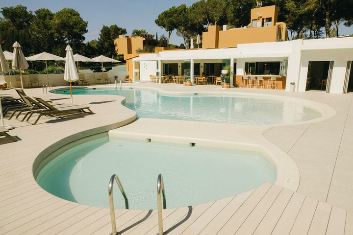 Ses Eufabietes Apartments & Restaurant