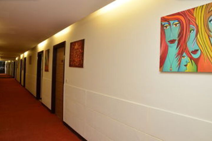 Ballroom/Hall 14 of 22