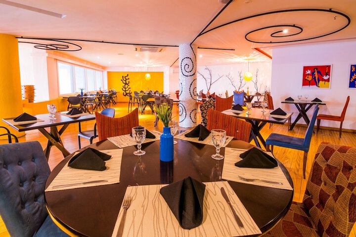 Dining Photos