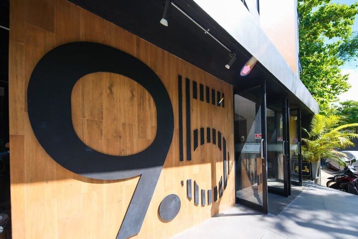 Hotel 70 of 77
