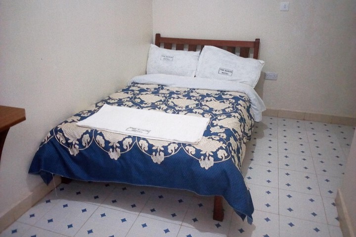 Room 2 of 22