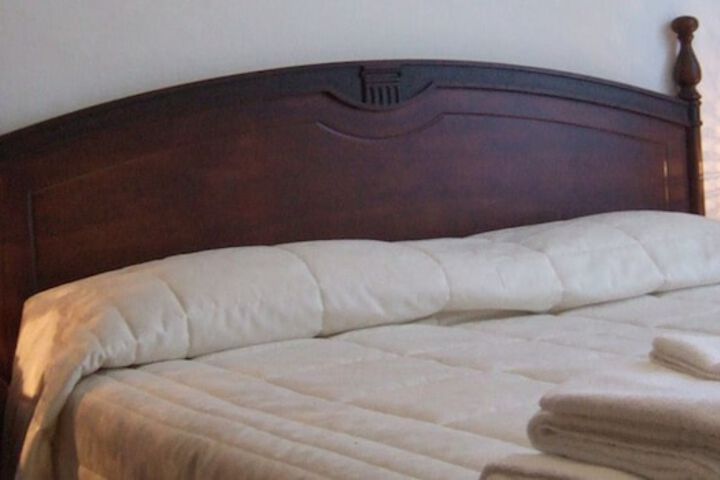 Room 15 of 29