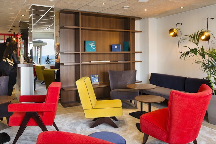 Lobby Photos